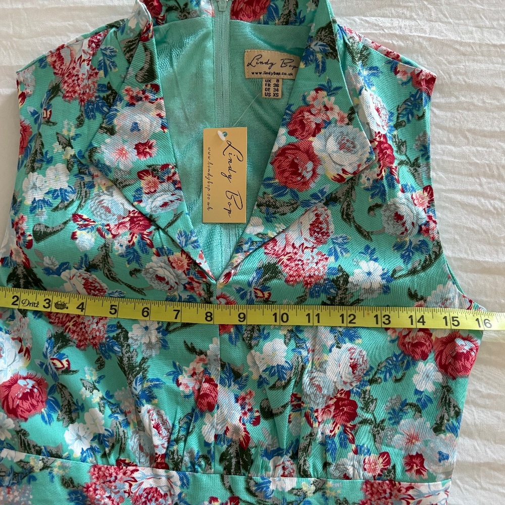 NWT! Lindy Bop Dress XS - Picture 7 of 9